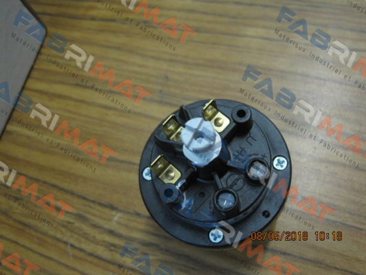 Huba Control-625.9040W 8/2mbar price
